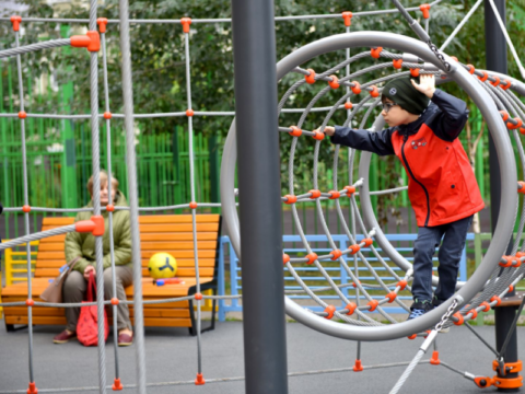 Красногорские детские площадки привели к стандартам безопасности Новости Красногорска 