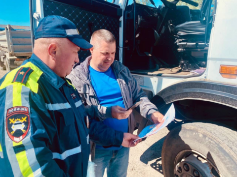 В округе проверяют водителей грузовиков Новости Красногорска 